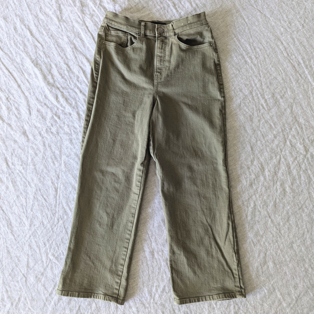 Express Cropped Wide Leg High Rise Pant in Green Size 4